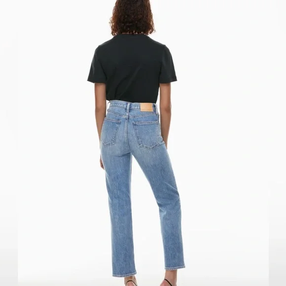 Denim Forum: The Arlo high Arlo High Rise Straight - Picture 3 of 12